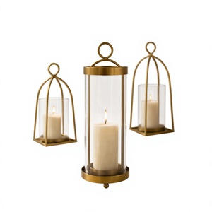 Portavelas Tradicional de Metal y Vidrio, Apto para Decoración de Mesa en Hogar, Bodas y Salas de Estar - Product Image 1