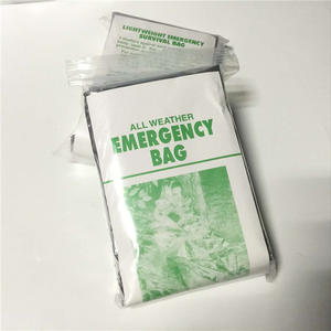 Manta de emergencia de aluminio para supervivencia, 84 x 36 pulgadas, ligera, impermeable, equipo de seguridad térmico para exteriores, para prevención de hipotermia - Product Image 3