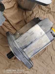Pompe 9628221000 Engrenage 1802297 - Product Image 3