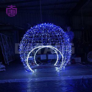 Esfera Decorativa Plegable Impermeable para Exteriores con Marco Metálico 3D y Luces LED de Motivo Navideño - Product Image 4