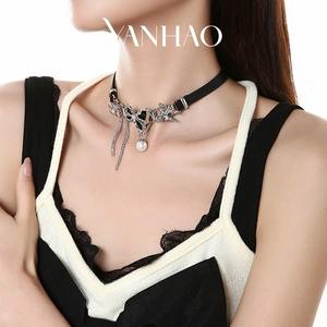 قلادة سويت آند كول سبايس جيرل الأصلية - سلسلة عنق على شكل فراشة للنساء، قلادة قصيرة عصرية على طراز الهيب هوب - Product Image 2