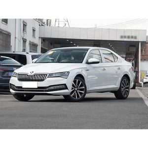2025 <span class=keywords><strong>Skoda</strong></span> superba <span class=keywords><strong>Auto</strong></span> a benzina 1.4T/2.0T DSG TSI280 sterzo sinistro 5 porte 5 posti Hatchback FDW nuova <span class=keywords><strong>Auto</strong></span> - Product Image 3