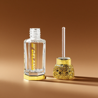 Vente en gros d'usine : Flacons d'échantillons de parfum en verre transparents, forme polygonale, 12 ml et 6 ml, avec compte-gouttes pour huile de parfum