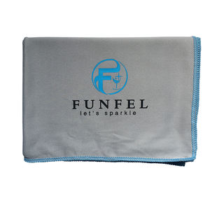 Chiffon d'essuyage en microfibre pour le polissage du verre à vin. - Product Image 2