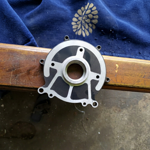 Cubierta de motor de aluminio fundido, superficie arenada y con recubrimiento en polvo, tamaño personalizado, de Gujarat - Product Image 2