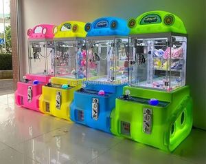 Machine de jeu d'arcade à monnayeur, machine à pinces pour la distribution de cadeaux et de porte-clés - Product Image 6