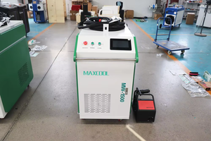 New Compact 1500W Fiber <strong>Laser</strong> <strong>Welding</strong> <strong>Machine</strong> Handheld Type with Au3tech Controller and Water Cooling for Sheet Metal <strong>Welding</strong> - Product Image 3