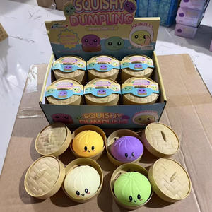 <span class=keywords><strong>Jouet</strong></span> à presser en forme de petits pains, visage souriant, coloré et mignon, confortable à tenir, à récupération lente, non toxique et inoffensif - Product Image 1