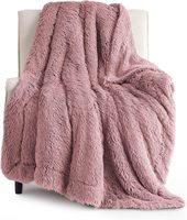 Couverture Polaire Sherpa en Fausse Fourrure Épaisse et Chaude, Tissée en PV, Personnalisable, Lavable en Machine, Vente en Gros Usine pour Femmes