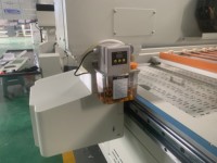 Nouvelle conception de machine de sablage au laser 2KW pour le lavage et le séchage du verre avec moteur et PLC pour la gravure de miroirs intelligents