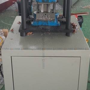 Machine à poinçonner l'aluminium pour profilés en aluminium Lya-16, machine pour fenêtres en aluminium - Product Image 5