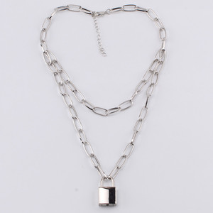 Chaîne de pull en alliage de zinc en forme de cadenas argenté, collier de mode multicouche style punk - Product Image 3