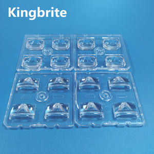 उच्च गुणवत्ता <span class=keywords><strong>4</strong></span> में <span class=keywords><strong>1</strong></span> 5050 3535 एलईडी लाइट मॉड्यूल लेंस संकीर्ण बीम कोण स्पष्ट सतह 50x50 मिमी एलईडी लेंस बाहरी उपयोग के लिए 50x50 मिमी एलईडी लेंस - Product Image 6