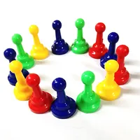 Fabrika üreticisi özelleştirilmiş çok renkli piyon oyunu toptan renkli plastik tahta oyunu küçük Chessman satranç taşları