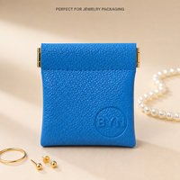 Pochette en cuir PU personnalisée avec impression en relief pour rangement de pièces de monnaie, boucles d'oreilles, bagues, colliers, petit cadeau, emballage de bijoux