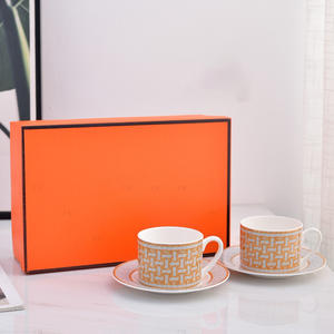 Ensemble de tasses et d'assiettes en porcelaine de luxe européenne en céramique pour la décoration de la maison, ensemble de tasses à thé en porcelaine pour la cuisine - Product Image 3