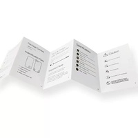 Brochure publicitaire pliée en trois, format A5, impression offset CMYK, logo personnalisé