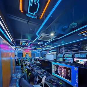 Panneau lumineux à miroir infini RGB personnalisable - Boîte à lumière LED dynamique 3D avec indice de protection IP44 pour KTV, bar et club - Product Image 5