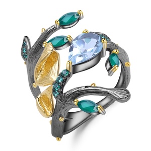 Anillo de Eternidad de Plata 925 Chapado en Oro con Zafiro y Turquesa, Anillos Bonitos para Boda y Aniversario - Product Image 1