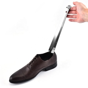 Mayorista de fábrica: Calzador universal de acero inoxidable para hombres, mujeres, ancianos y niños, ayuda a ponerse los zapatos - Product Image 3