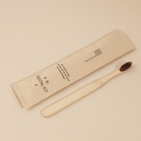 Ensemble de brosses à dents en bambou emballées dans du bagasse biodégradable, kit de voyage jetable pour hôtel