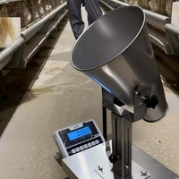 Balance de pesage agricole en acier inoxydable à structure métallique avec trémie réglable pour poulaillers de petite taille