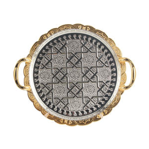 Plateau de service rond en métal de style moyen-oriental de luxe, plaqué or et argent, orné de sculptures, pour thé, café, fruits - Product Image 4