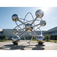 Sculpture géante en acier inoxydable poli miroir sur mesure pour jardin et place publique