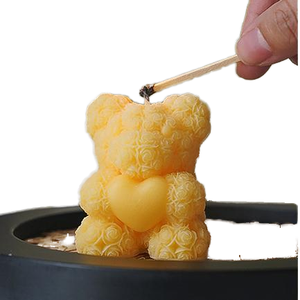 Bougie artisanale en forme d'ours romantique, art moderne, rose aromatique, cire de soja, respectueuse de l'environnement, pour la maison, la Saint-Valentin - Product Image 2