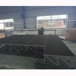 เวทีอลูมิเนียมแบบยืดหดได้สำหรับงานแต่งงานและงานอีเว้นท์แบบพกพา - Product Image 2