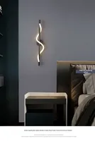 Moderne Nordique Minimaliste Chambre Lumière Linéaire De Luxe Salon Note Design Lampe De Chevet Fer Couloir Mur Fond Éclairage