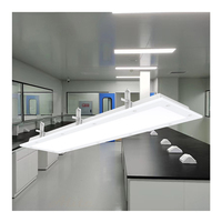 Éclairage LED industriel pour salle blanche certifié ISO 14644-1 en aluminium, adaptable, avec indice de protection IP65 et caractéristiques sanitisables