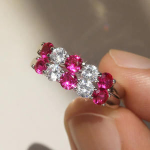 Anillo de Diamantes Esmeralda Q805, Plata 925, Engaste de Garras, Anillo de Compromiso para Mujer, Gema Redonda de Corte Brillante, Joyería Fina - Product Image 6