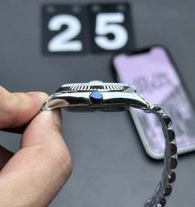 Montres mécaniques automatiques pour femmes, vente en gros, personnalisables avec pierres précieuses incrustées, montre de créateur avec verre saphir - Product Image 3