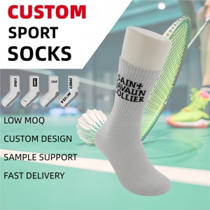 Chaussettes athlétiques mi-mollet pour jeunes, en coton tricoté, absorbant la transpiration, extensibles, écologiques, avec emballage personnalisé et design sur mesure - Product Image 1