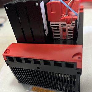 Nuevo Módulo PLC Original MDX61B0750-5A3-4-00, Controlador 08279705, Voltaje de Operación 110V/220V/240V, Origen China, Envío Rápido, Original - Product Image 1