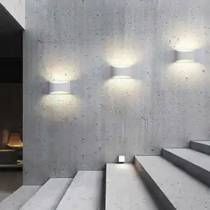 북유럽 현대 탑재 실내 홈 벽 램프 팩 빛 디자인 인테리어 브래킷 장식 아래로 아크릴 LED 벽 조명