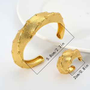 Nuevo Conjunto de Pulsera y Anillo con Baño de Oro de 14K para Mujer, con Diseño Floral para Bodas - Product Image 3