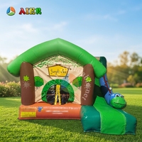 Château gonflable à thème forêt avec toboggan à vendre
