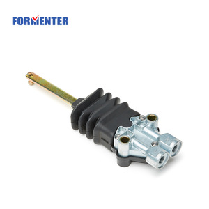 Leva di regolazione valvola controllo altezza airbag Formenter per Volvo FH12 1 Cab 4640070020 Sistema sospensioni Panarm in acciaio - Product Image 3