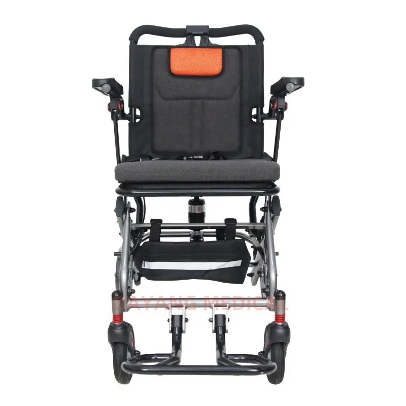 Fauteuil roulant manuel pliable ultra léger et portable pour l'extérieur Fauteuil roulant en aluminium pour personnes âgées handicapées