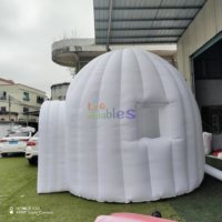 Tente dôme gonflable blanche personnalisée, stand gonflable incurvé pour événements extérieurs, kiosque de vente pop-up