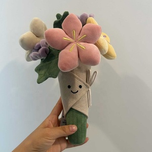 JellyCat Fun Bouquet Orsetto di Peluche con Rose in Cotone PP per Proposte di Matrimonio o Compleanni - Product Image 3