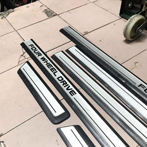 Moulage inférieur <span class=keywords><strong>de</strong></span> <span class=keywords><strong>porte</strong></span> pour Land Cruiser LC80 pour FJ80 1991-1997 - Product Image 4