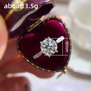 Anello da Donna F1546 in Oro Bianco con Diamante Taglio Brillante Rotondo Naturale Colore D, Anello di Fidanzamento con Diamanti Laterali - Product Image 5