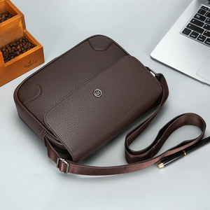 Sac à bandoulière en cuir PU vintage pour homme, sac messager personnalisé de petite taille pour homme - Product Image 6