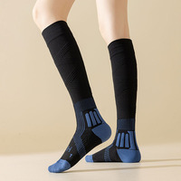 Nouvelles chaussettes de compression tricotées pour femmes automne/hiver, vente en gros ODM, pour fitness, golf, tennis et chaussettes en polyester