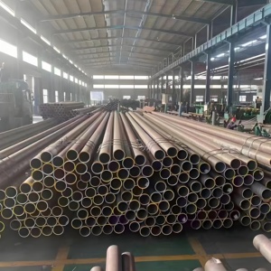 Prix d'usine de haute qualité ASTM A106 tuyau rond en <span class=keywords><strong>acier</strong></span> sans soudure 20 #45 # <span class=keywords><strong>acier</strong></span> au carbone utilisé pour les structures/fluides/gaz/pétrole - Product Image 4