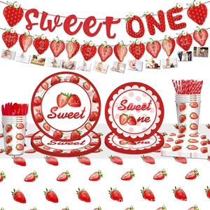 Decorazioni moderne per feste di <span class=keywords><strong>compleanno</strong></span> a tema fragola di <span class=keywords><strong>un</strong></span> <span class=keywords><strong>anno</strong></span> tovaglie di carta da tavola Set di frutta per il bambino - Product Image 1