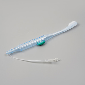 Irrigador bucal desechable con cepillo de dientes con succión, operación manual para limpieza y protección bucal - Product Image 1